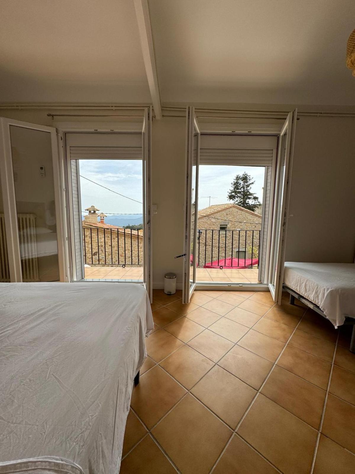 Hostal Restaurant Casa Comaulis La Vajol エクステリア 写真