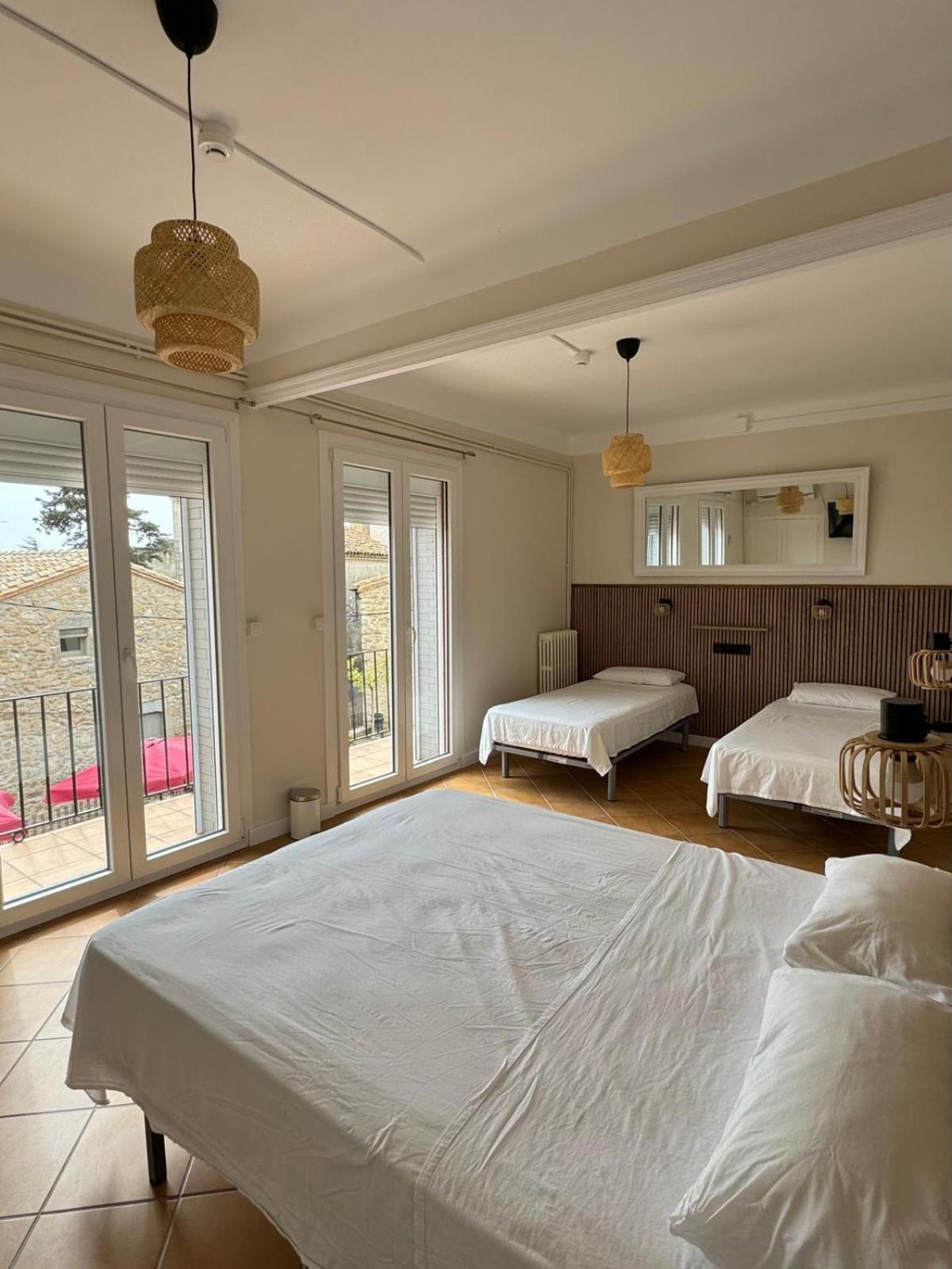Hostal Restaurant Casa Comaulis La Vajol エクステリア 写真