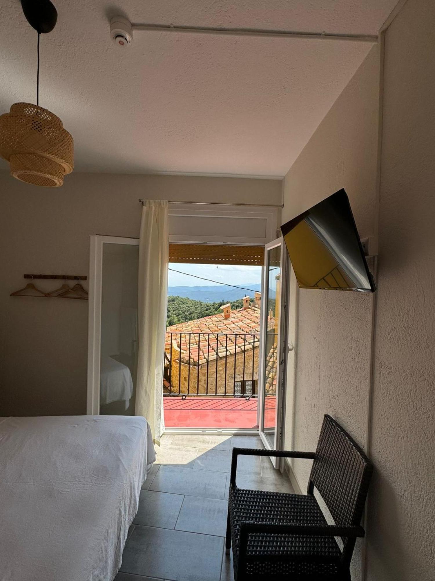 Hostal Restaurant Casa Comaulis La Vajol エクステリア 写真