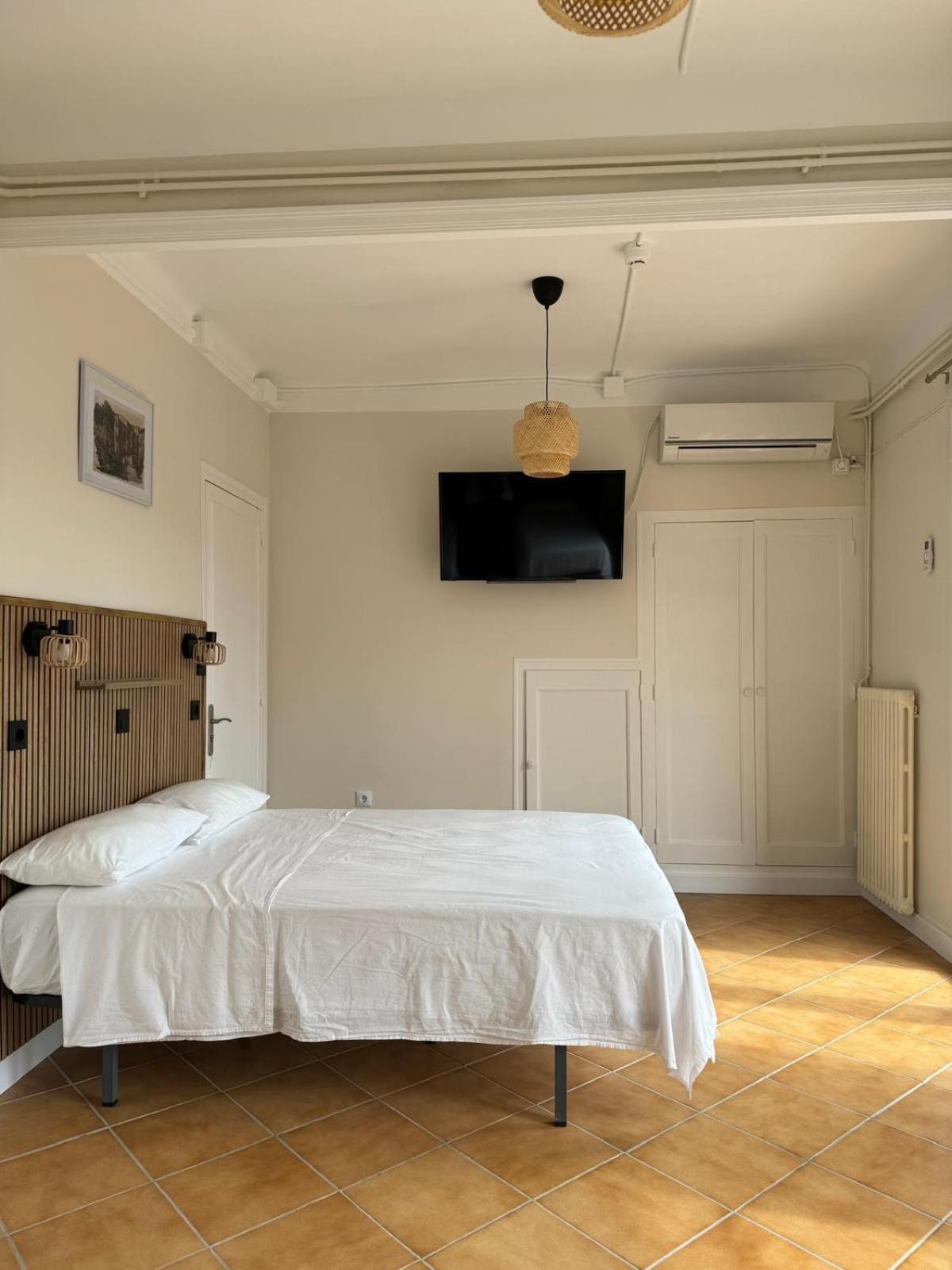 Hostal Restaurant Casa Comaulis La Vajol エクステリア 写真