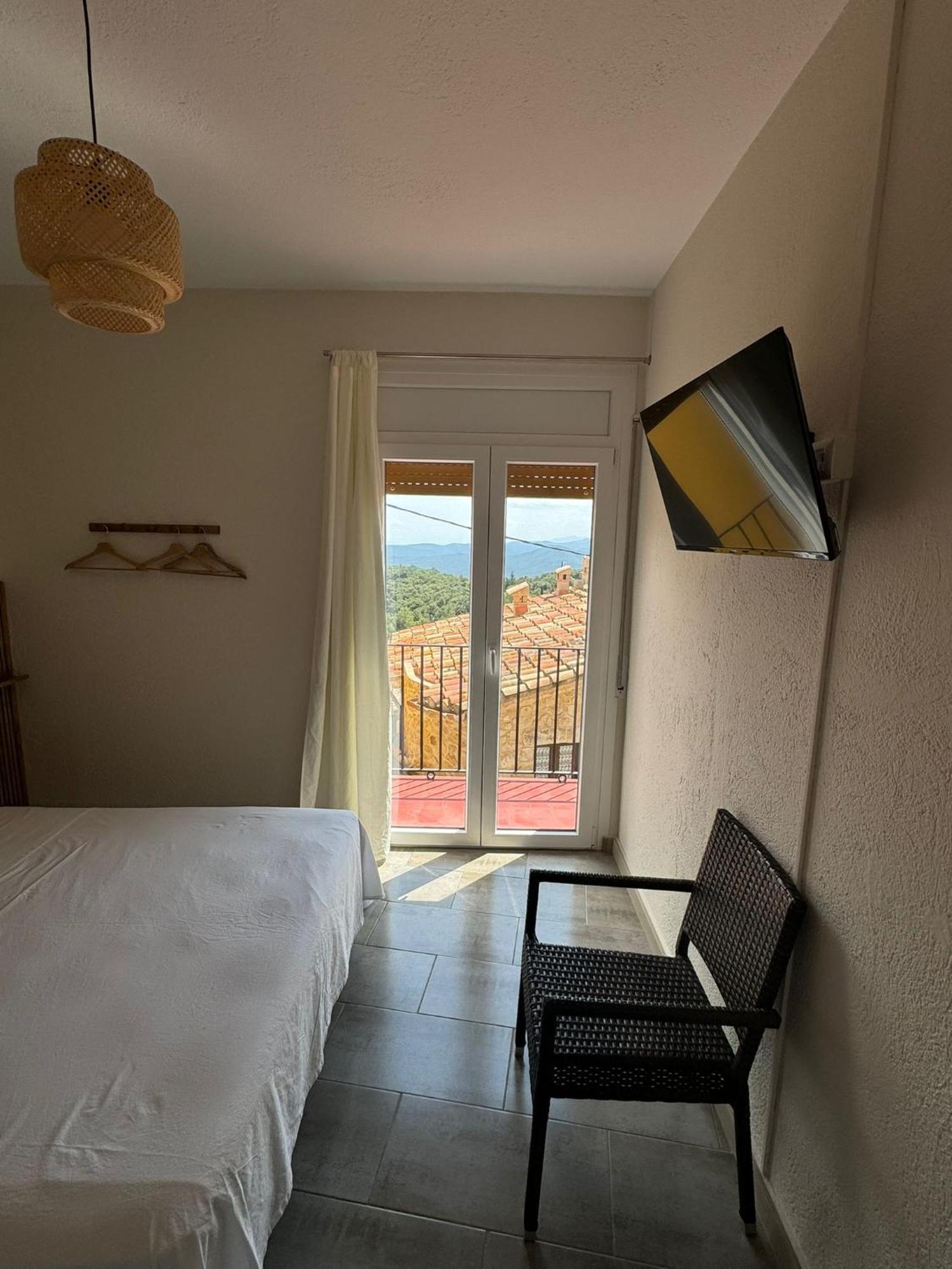 Hostal Restaurant Casa Comaulis La Vajol エクステリア 写真