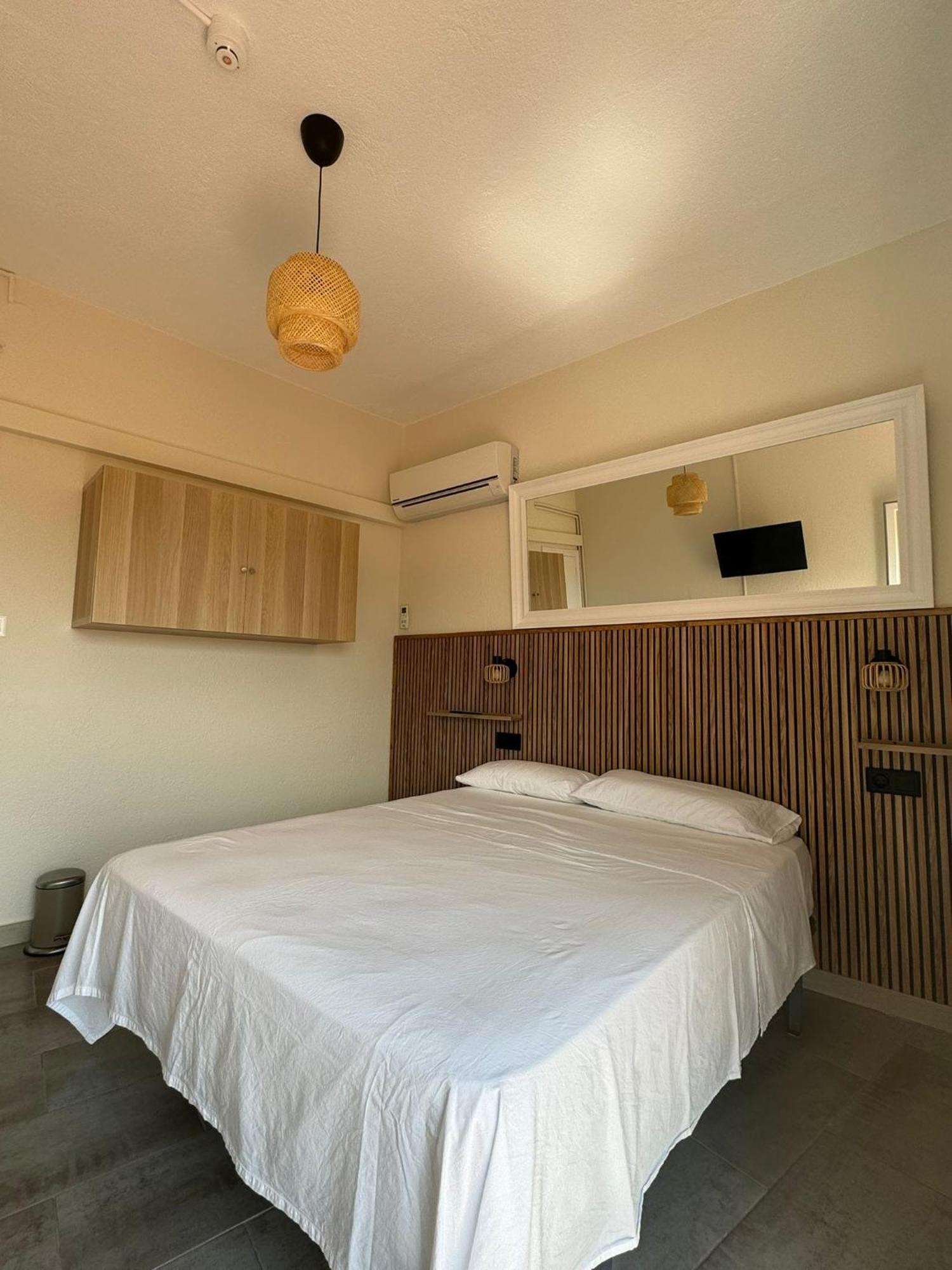 Hostal Restaurant Casa Comaulis La Vajol エクステリア 写真